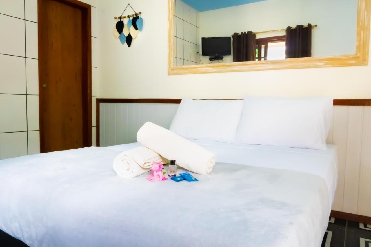 Raio De Sol Pousada & Camping Vila do Abraao Exterior photo
