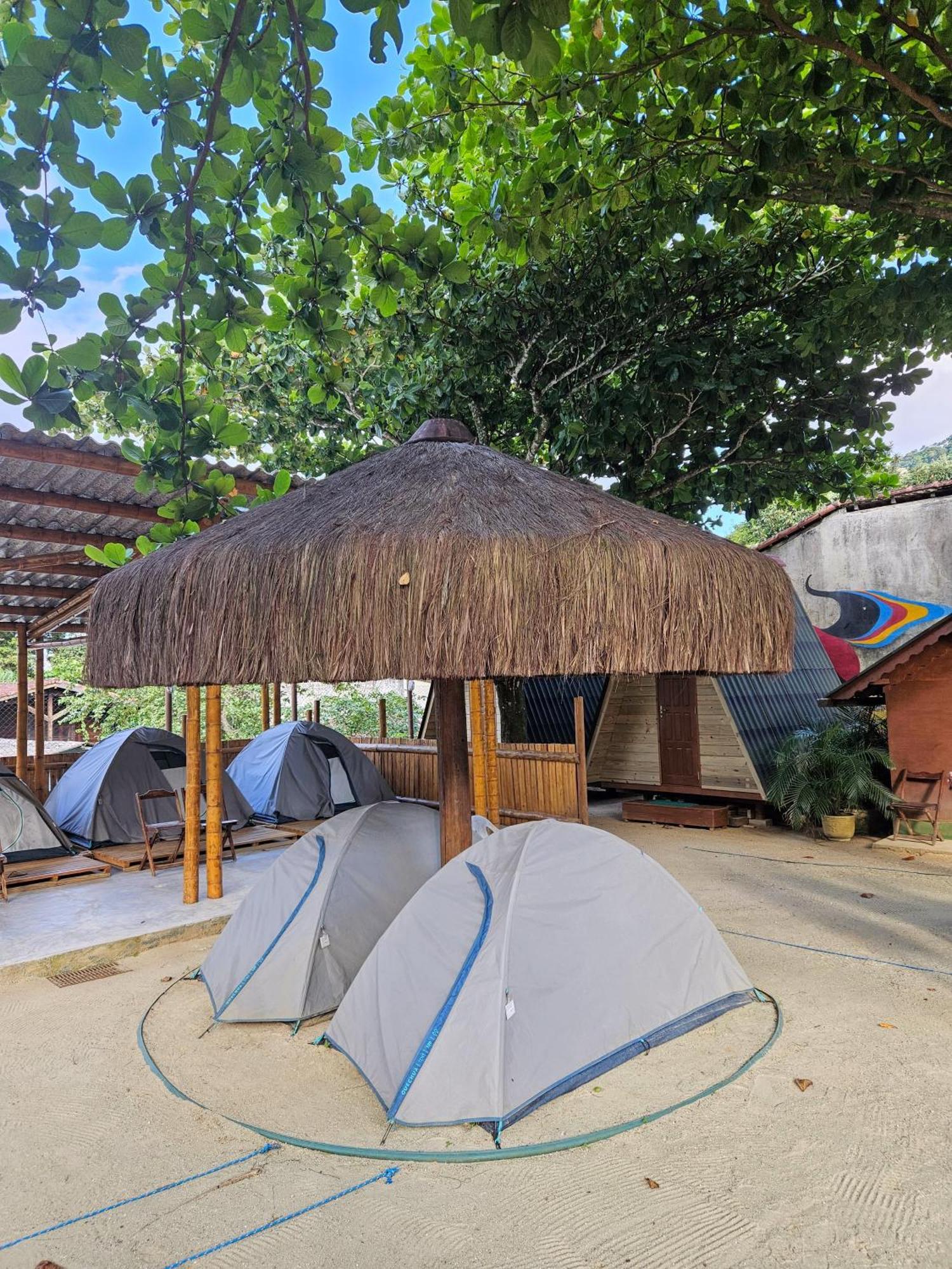Raio De Sol Pousada & Camping Vila do Abraao Exterior photo